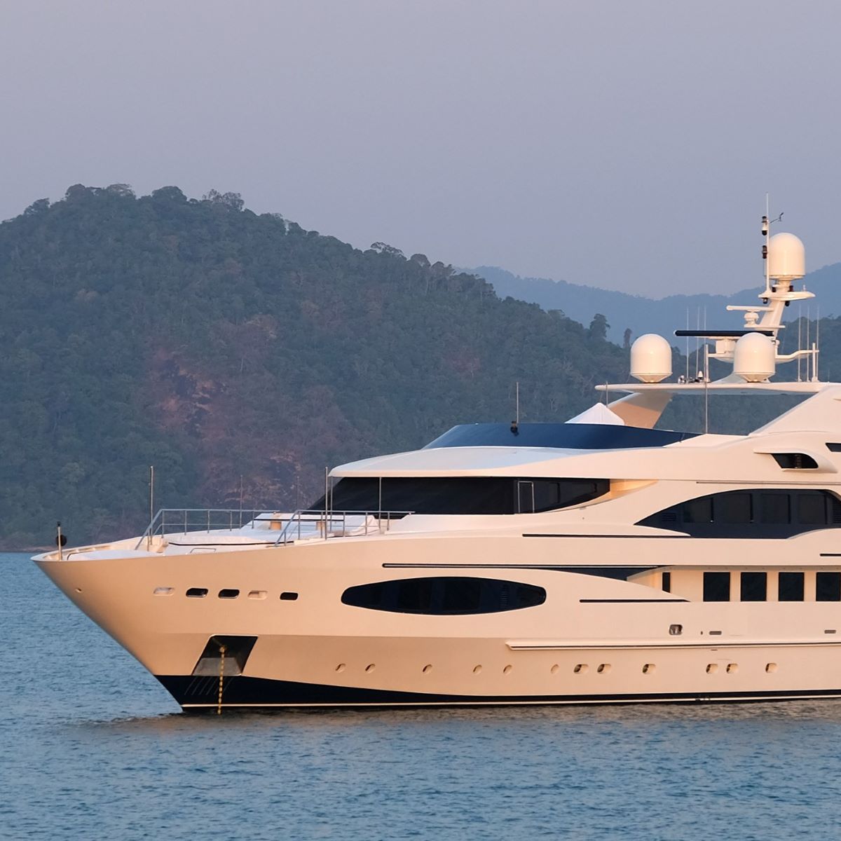 Marine Surveys - Yacht Surveys